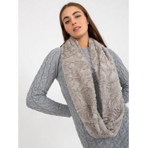 Fashionhunters Zimní šátek z umělé kožešiny v šedé barvě.Velikost: JEDNA VELIKOST