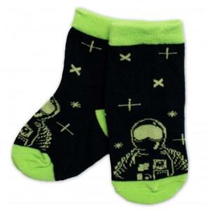 Dětské bavlněné ponožky Kosmonaut - černé 15-18